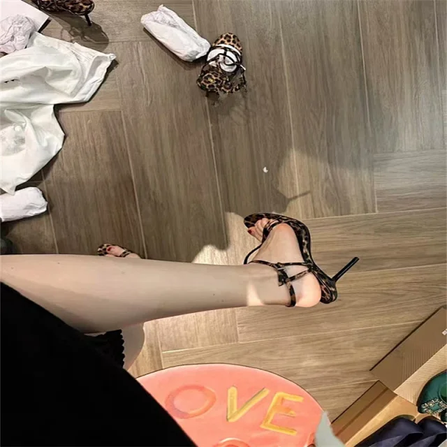 Unbranded High Heels Leopard Print T-Strap Stiletto Sandals product detail image 8