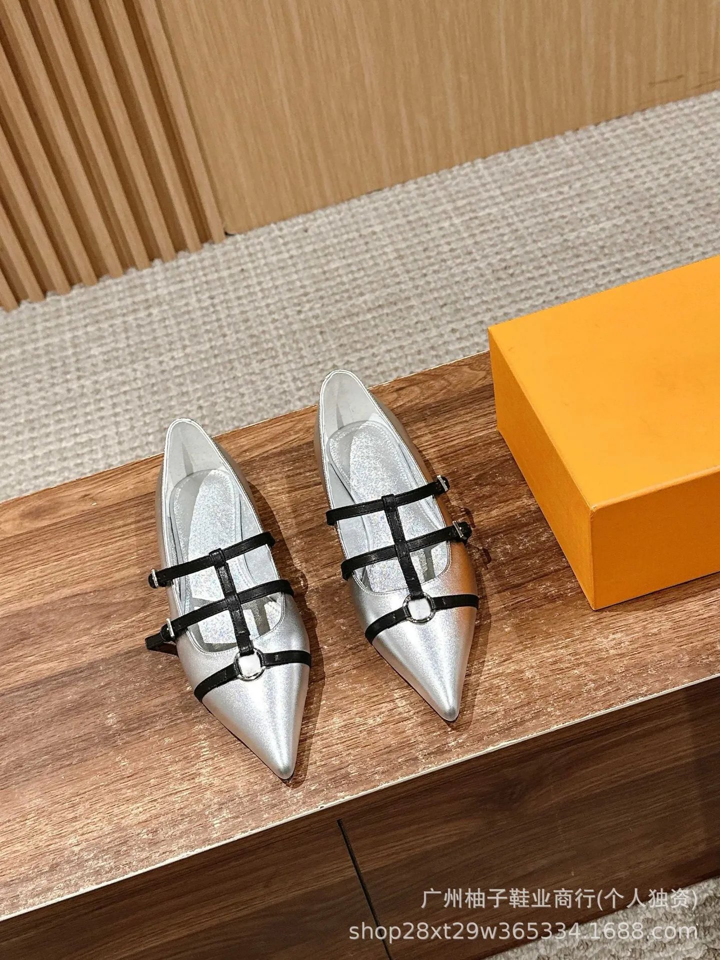 Black Pointed-Toe Mary Jane Flats with Double Strap and Ring Buckle - 6