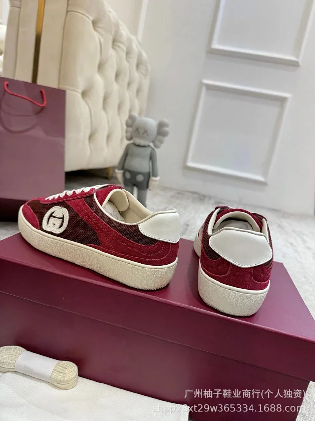 Gucci Sneakers Interlocking G low-top lace-up product detail image 2