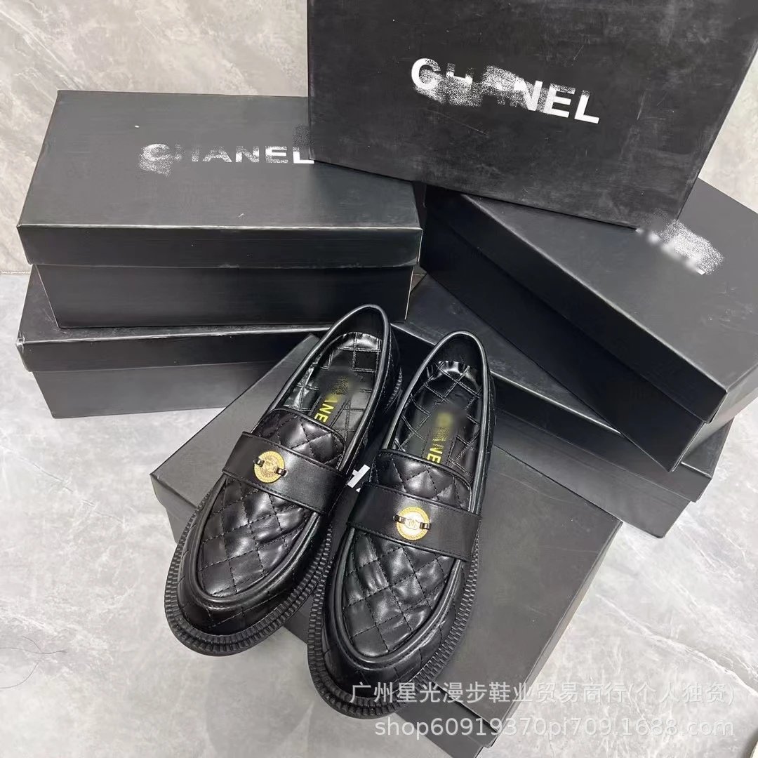 Chanel Leather Shoes Quilted CC-Emblem Loafers image 3
