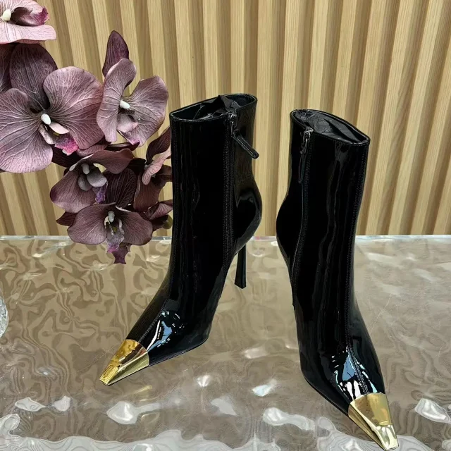 Saint Laurent Boots Ankle with gold-tone pointed toe caps and stiletto heels product detail image 3