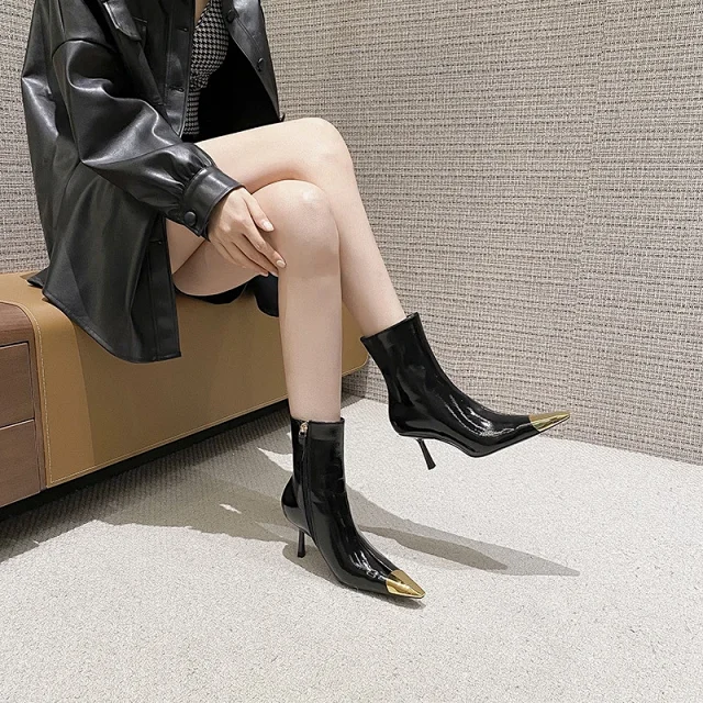 Saint Laurent Boots Ankle with gold-tone pointed toe caps and stiletto heels product detail image 10