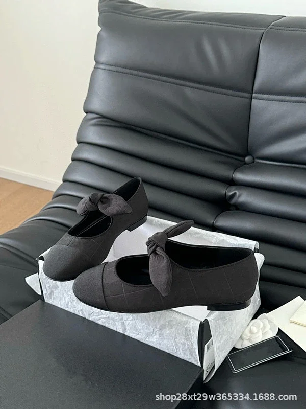 Unbranded Casual Shoes Bow Contrast-Toe Mary Jane and Mule product detail image 3