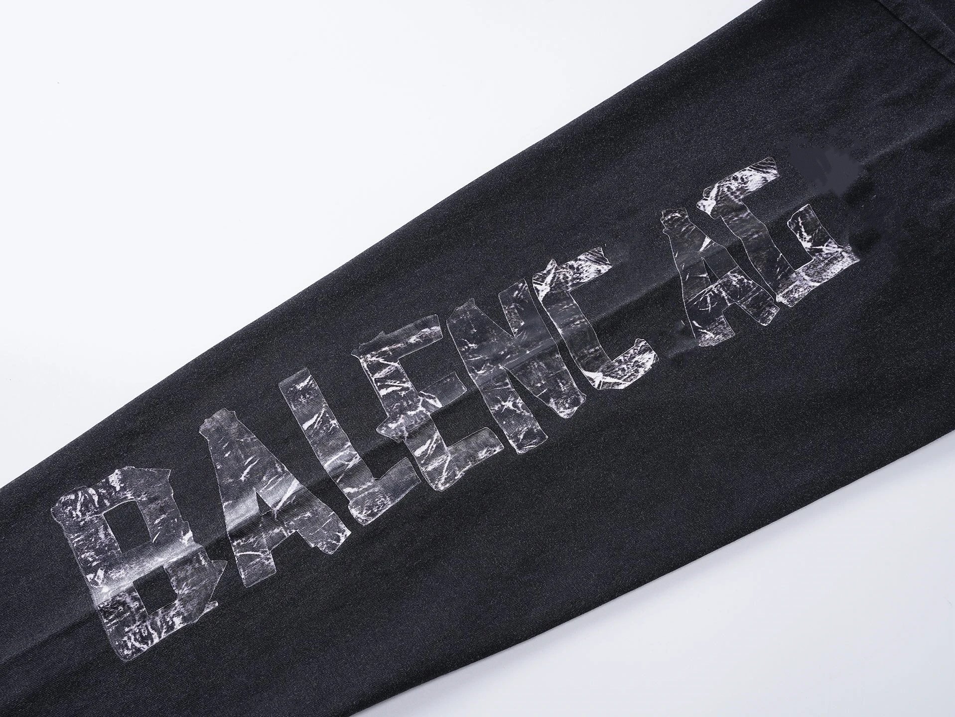 GRA Long Sleeve T-Shirt Black Washed - 12