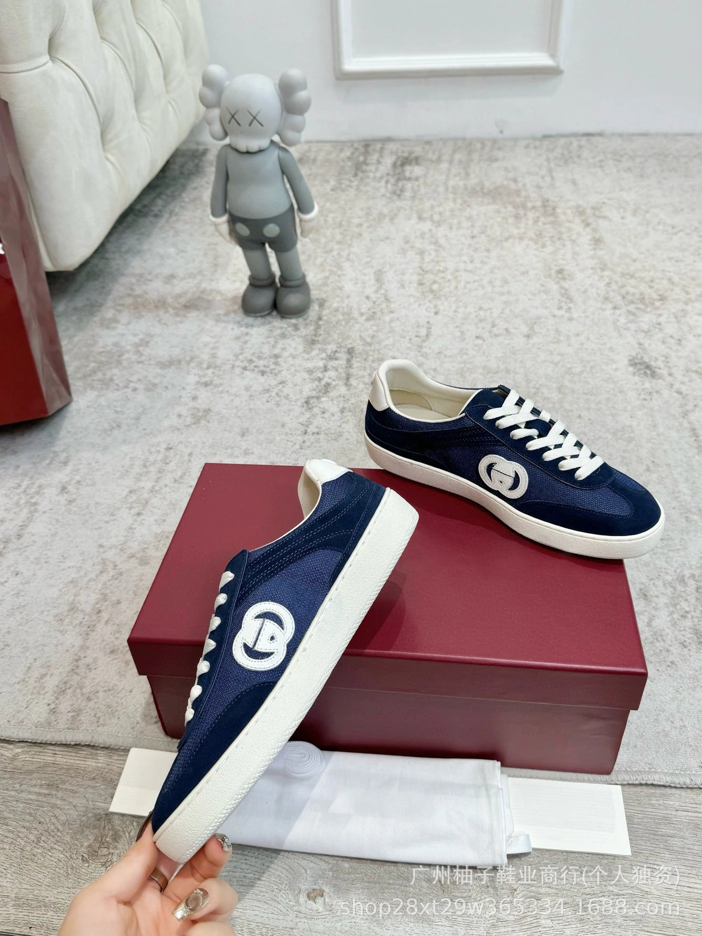 Gucci Rhyton Low Blue Beige Mesh Sneakers - 20