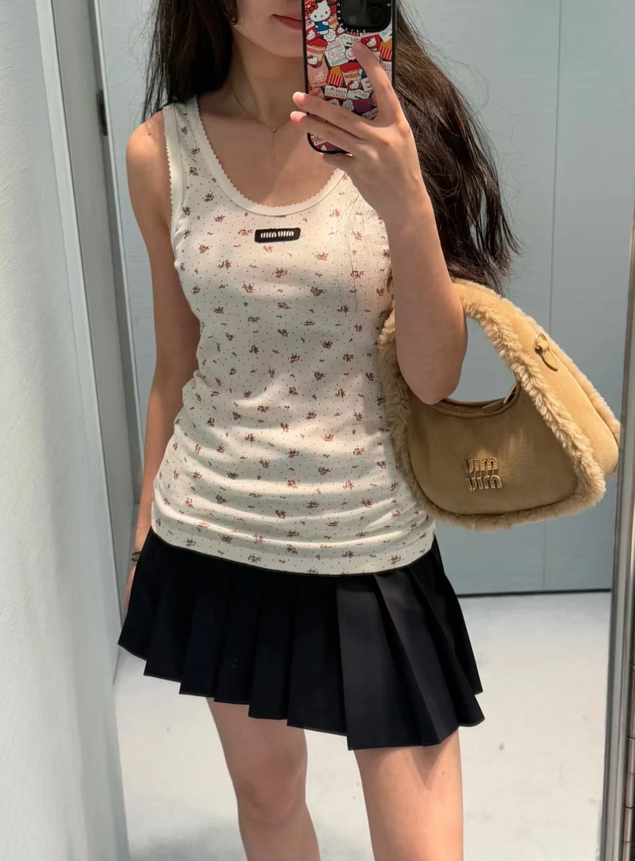 Design Floral Print Cropped Long-Sleeve Top White - 11
