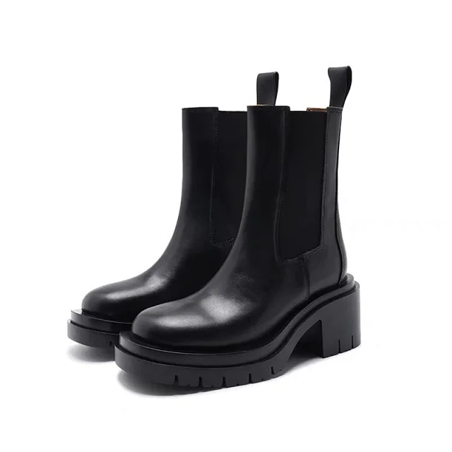 Unbranded Boots Chelsea ankle with lug soles and block heels product detail image 2