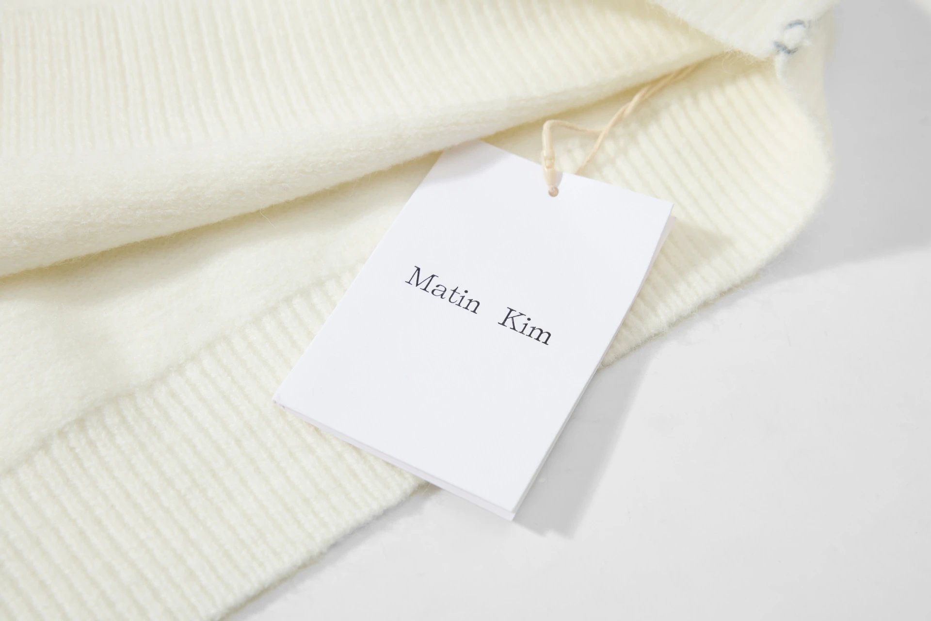 Matin Kim Embroidered Cropped Sweater Off-White - 25