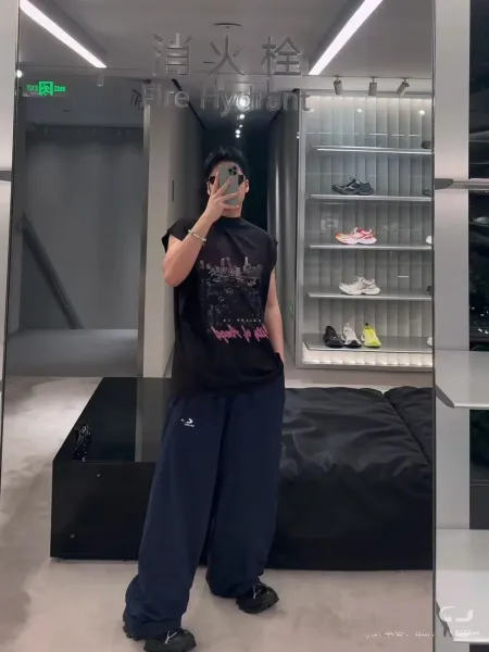 Balenciaga City of Angel Print Distressed Black T-Shirt - 6