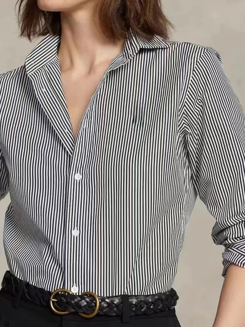 Design Striped Classic Fit Shirt in Black and White - 4