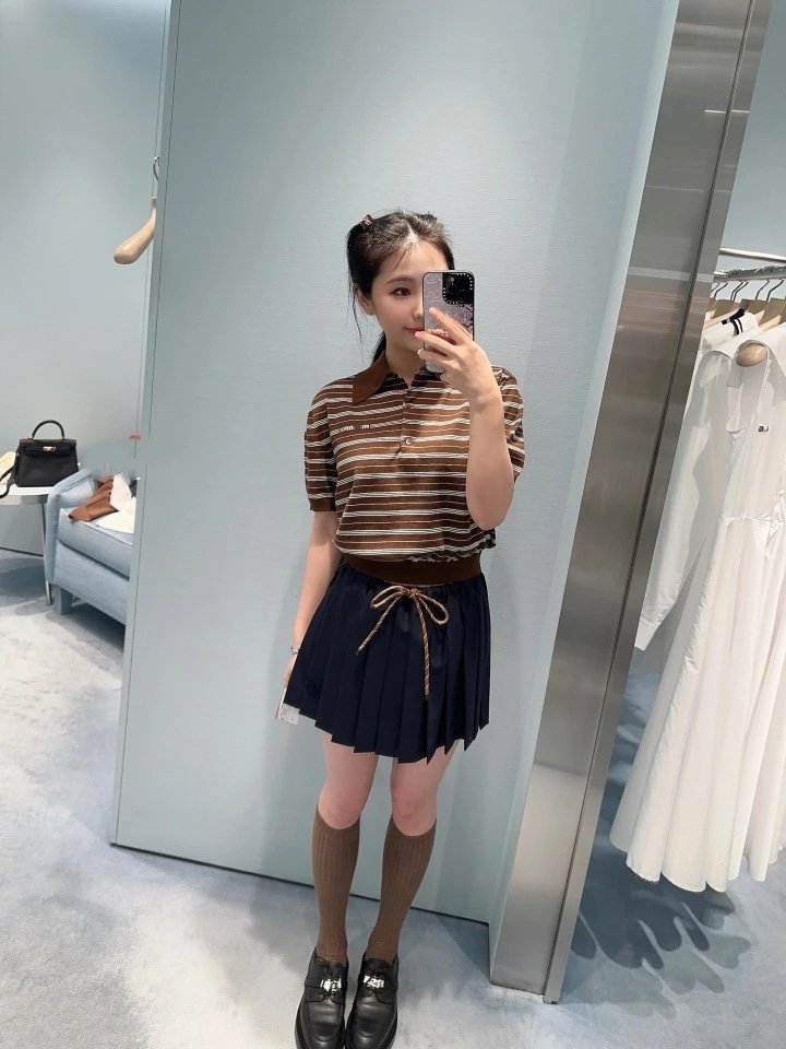 Off-White Pleated Drawstring Shorts Navy - 5