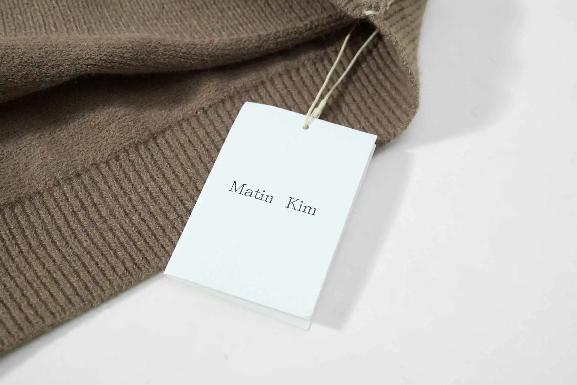 Matin Kim Embroidered Cropped Sweater Off-White - 44