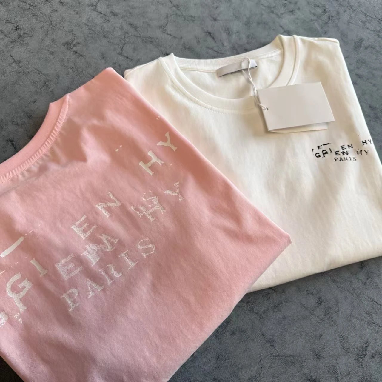 Givenchy Logo-Print White T-Shirt - 14