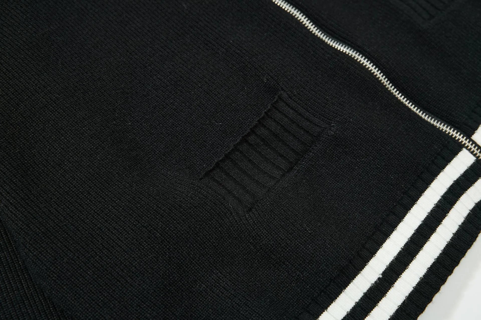 Matin Kim Logo Stripe Turtleneck Sweater Black - 32