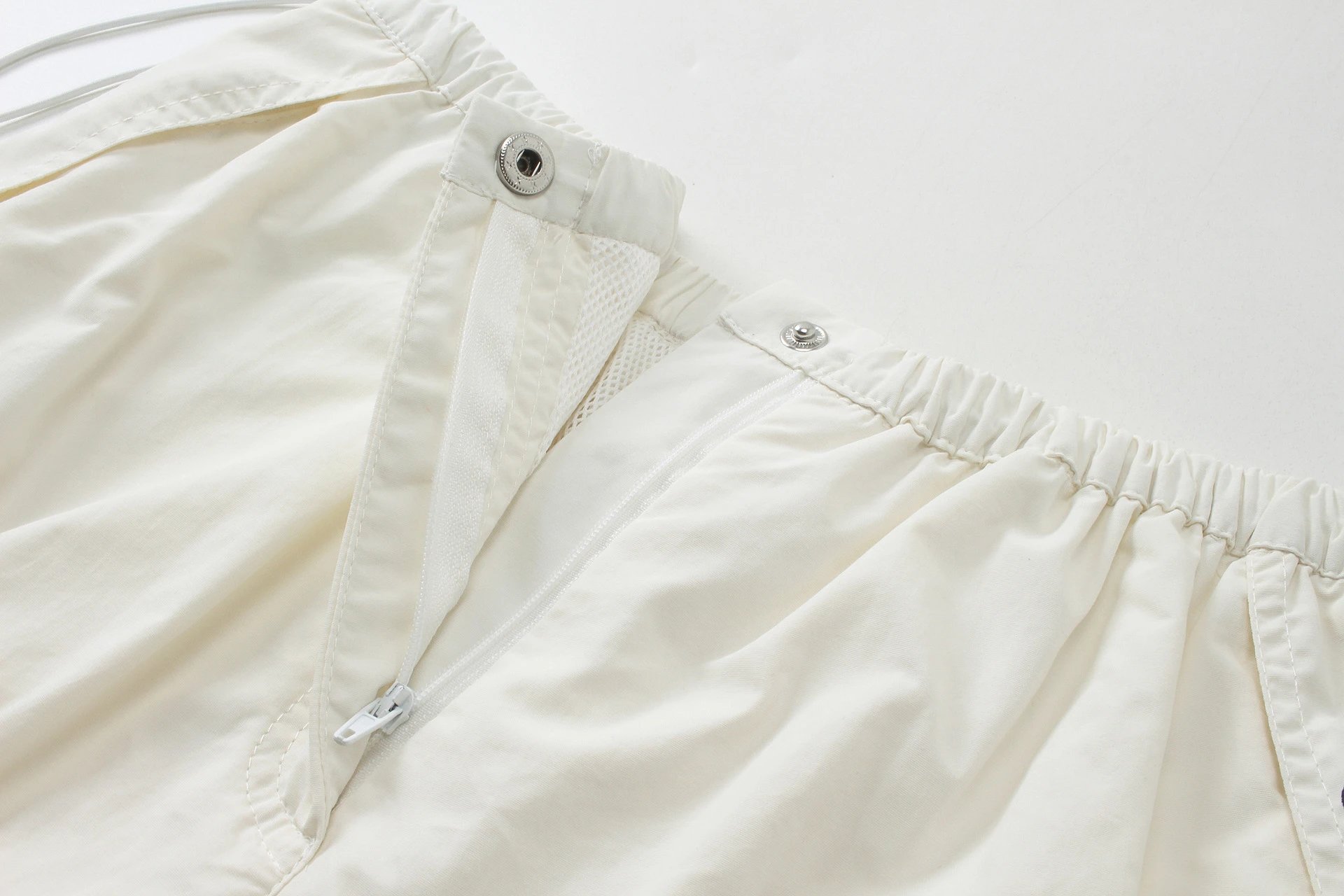 Rest & Recreation Pink Cargo Jogger Pants - 36