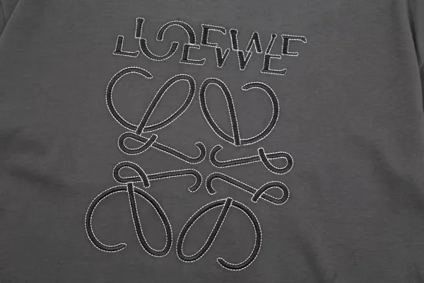 Loewe Anagram Logo T-Shirt Collection Multicolor T-Shirt - 32