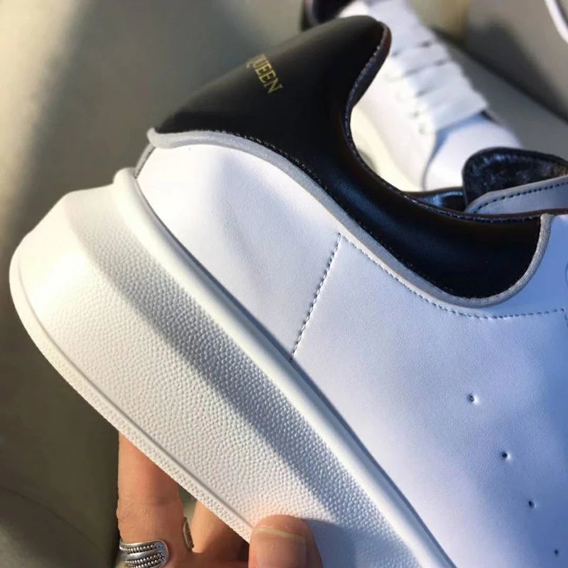 Alexander McQueen Oversized Sneaker White/Black Chunky Sneakers