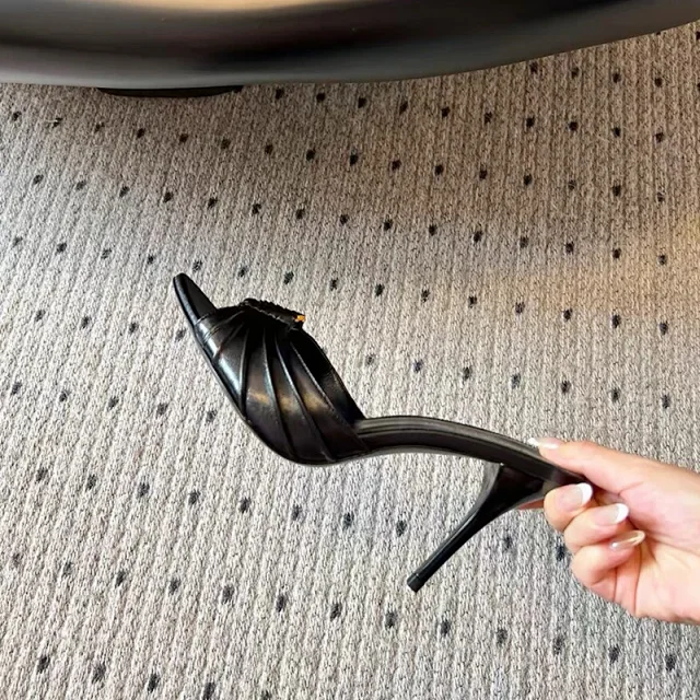Saint Laurent High Heels Black pointed-toe pleated mule with YSL metal logo product detail image 4