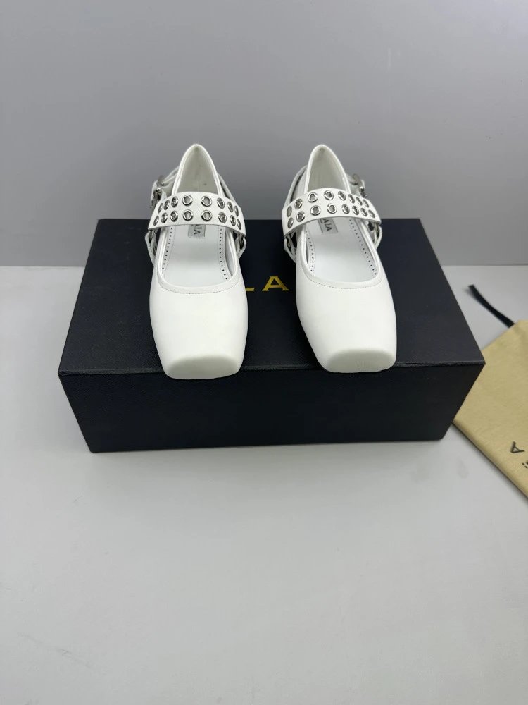 Valentino Garavani Rockstud Mary Jane White Leather Shoes - 22