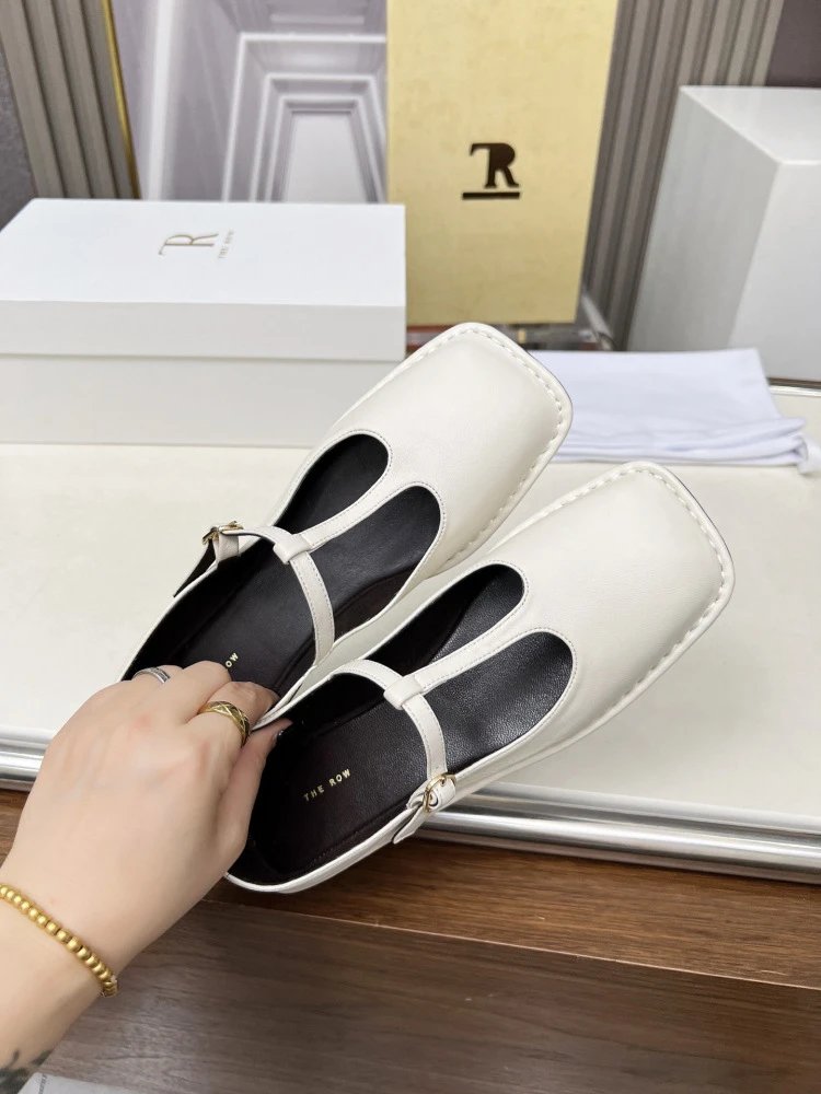 The Row Mary Jane Black Leather Flat Shoes - 14