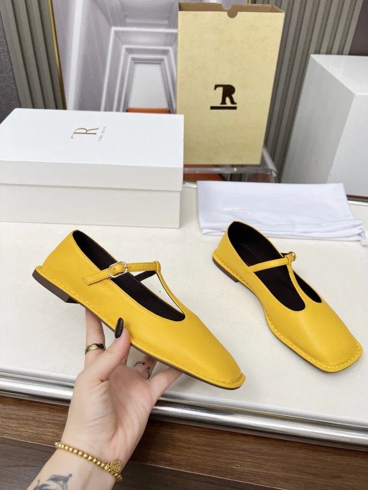 The Row Mary Jane Black Leather Flat Shoes - 24