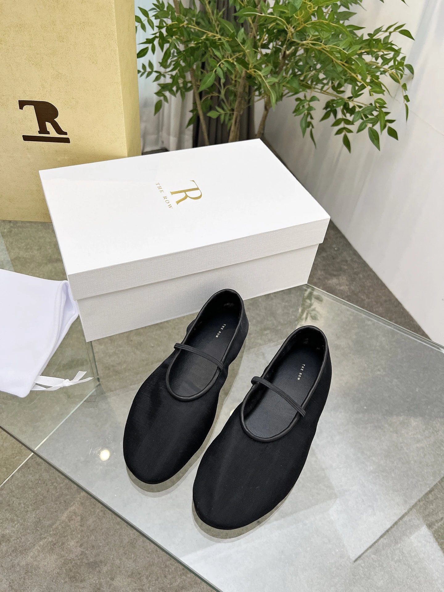 The Row Mary Jane Flat Black Shoes - 13