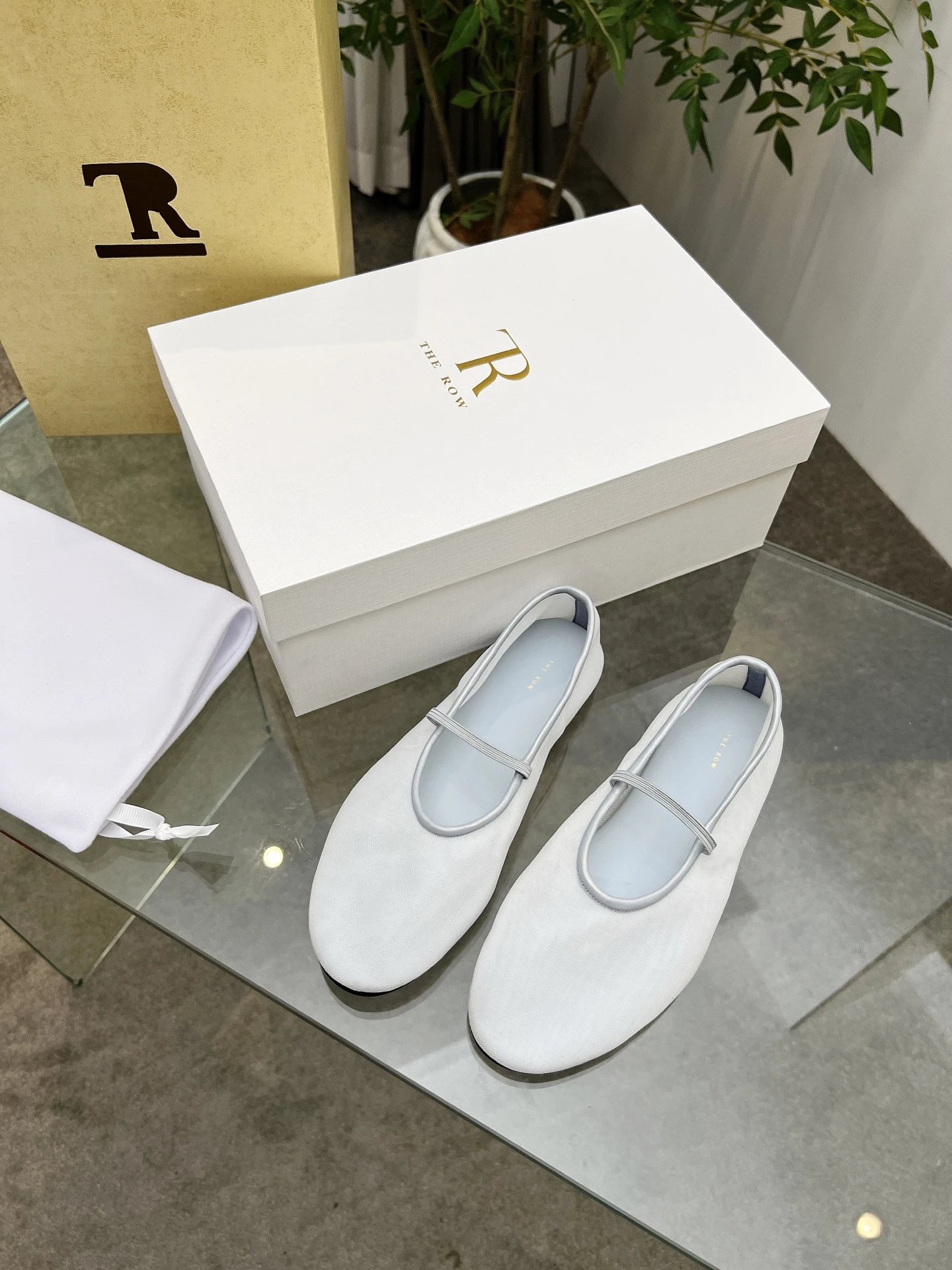 The Row Mary Jane Flat Black Shoes - 30