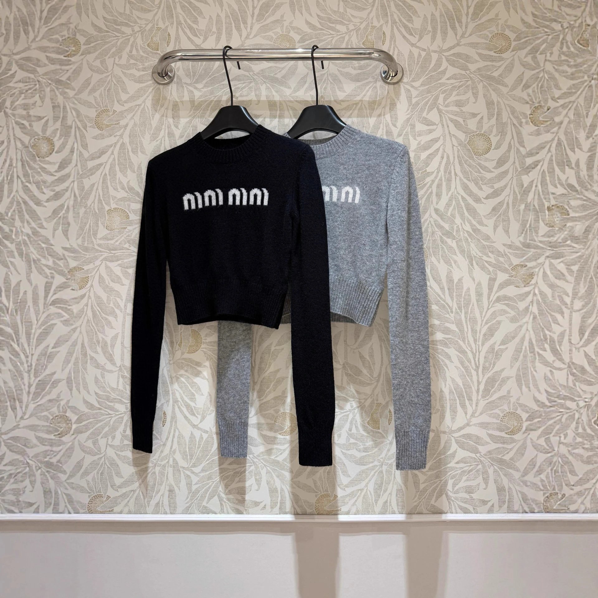 Miu Miu Logo Knit Cropped Sweater Black and Gray - 4