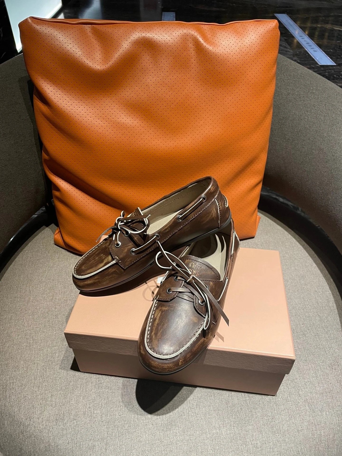 Hermès Moccasin Boat Shoes Distressed Brown Leather - 11