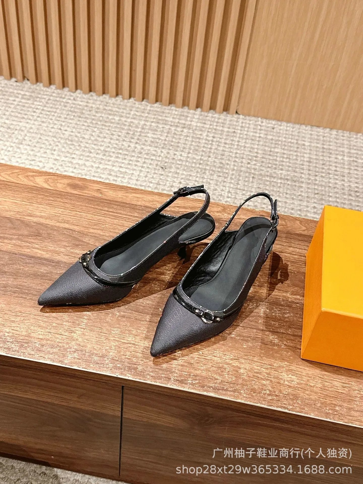 Black Pointed-Toe Mary Jane Flats with Double Strap and Ring Buckle - 8