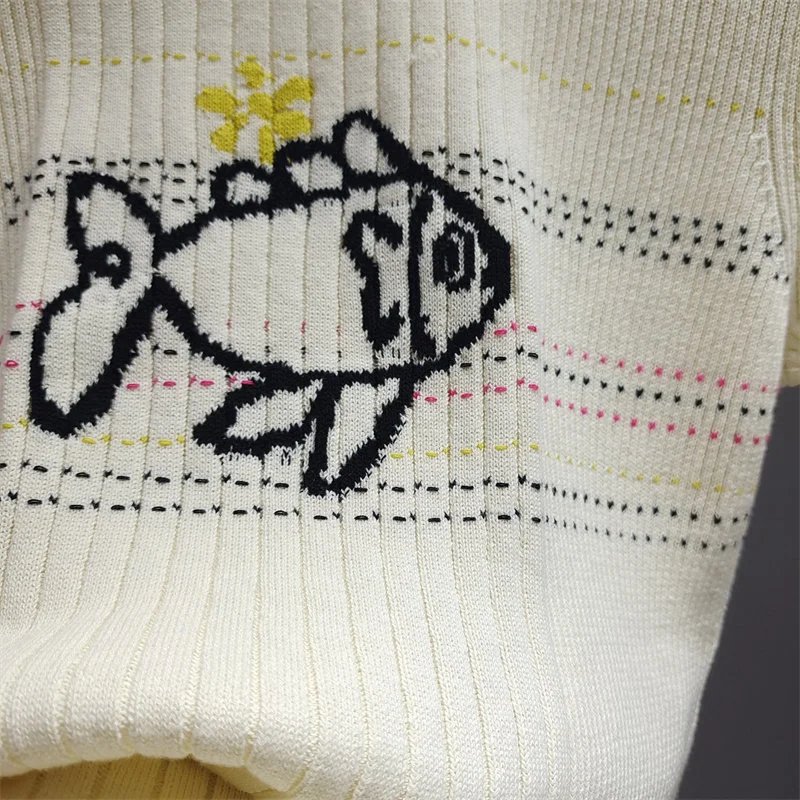 Design Fish Embroidery Ribbed Knit T-Shirt Beige - 16