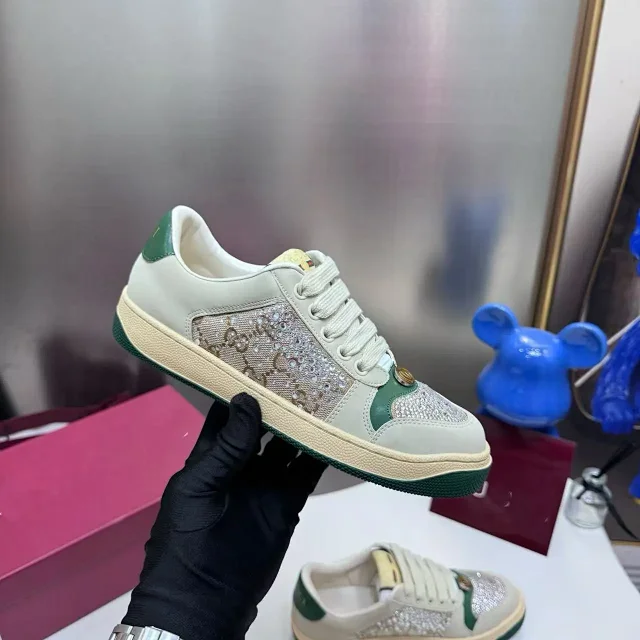 Gucci Sneakers Rhinestone GG Monogram Low-Top product detail image 2