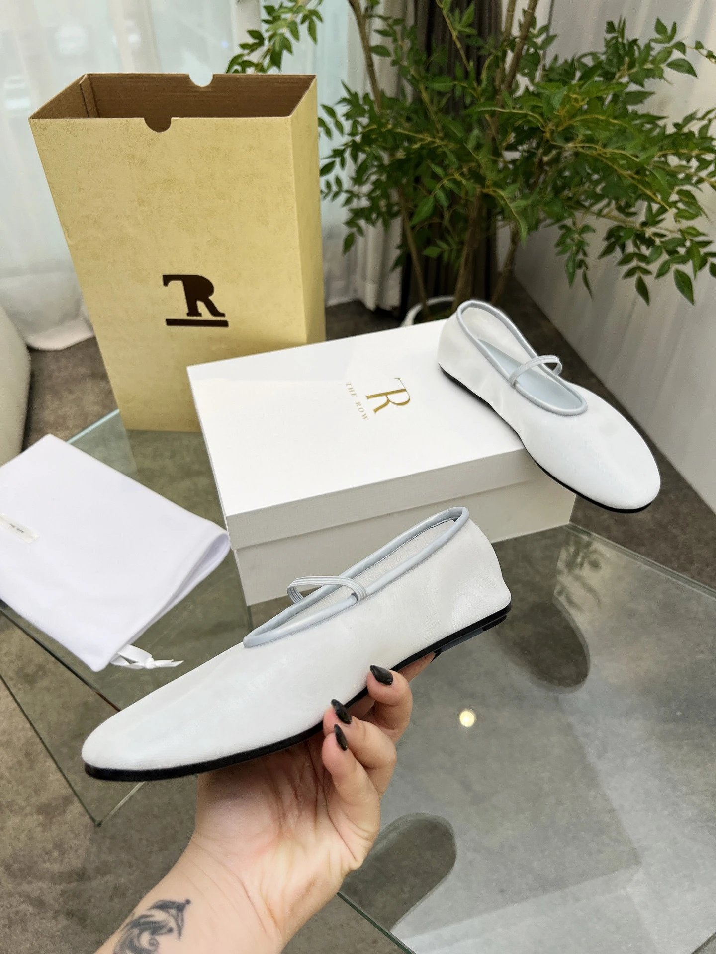 The Row Mary Jane Flat Black Shoes - 33