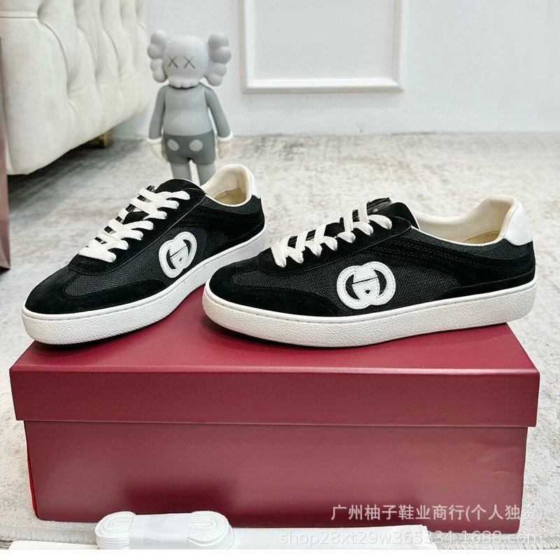Gucci Sneakers Interlocking G low-top lace-up image 3
