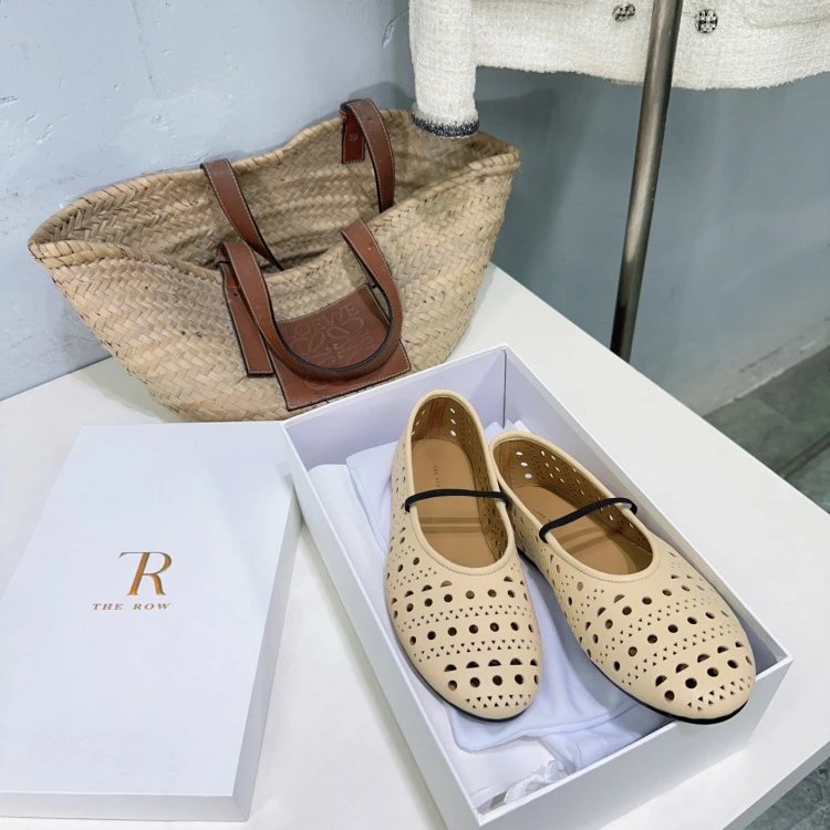 The Row Perforated Mary Jane Flats Black Shoes - 6