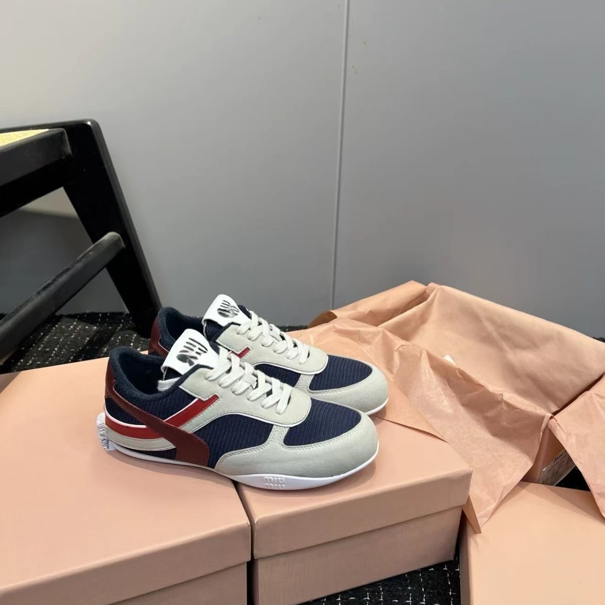 Miu Sneakers Low-Top Suede and Ribbed Textile image 3