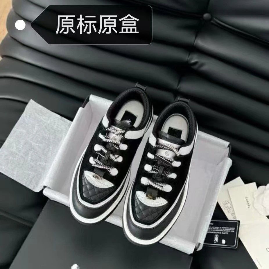 Chanel Sneakers Low-Top Lace-Up Quilted image 1