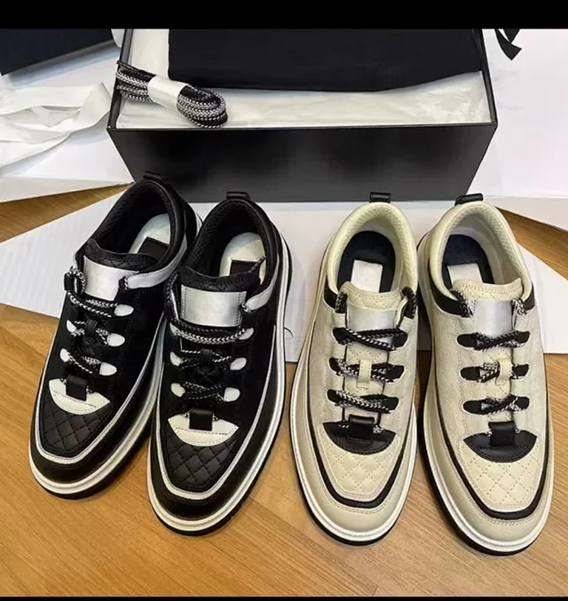 Chanel Sneakers Low-Top Lace-Up Quilted product detail image 8