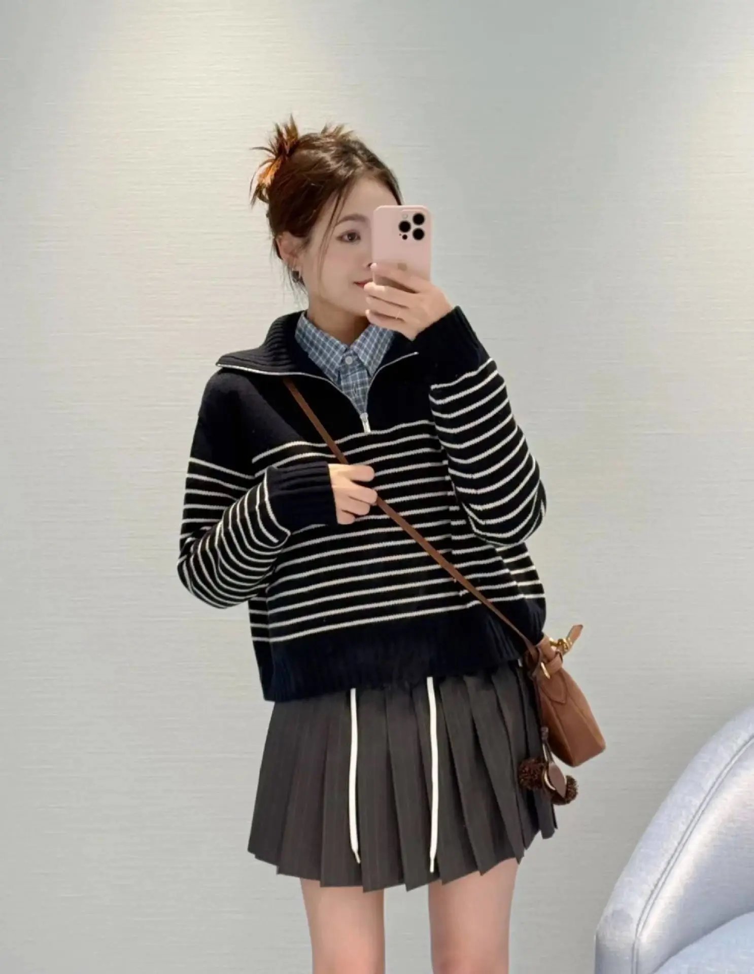 AMA Half-Zip Striped Knit Sweater Navy - 5