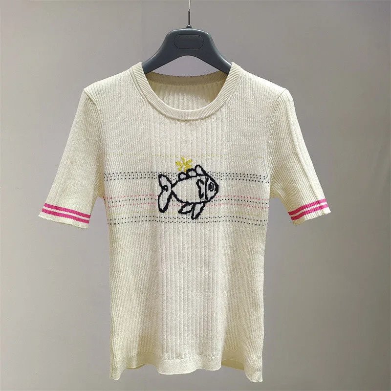 Design Fish Embroidery Ribbed Knit T-Shirt Beige - 10
