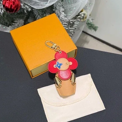Louis Vuitton Jewelry Decorative Keychain Charm product detail image 3