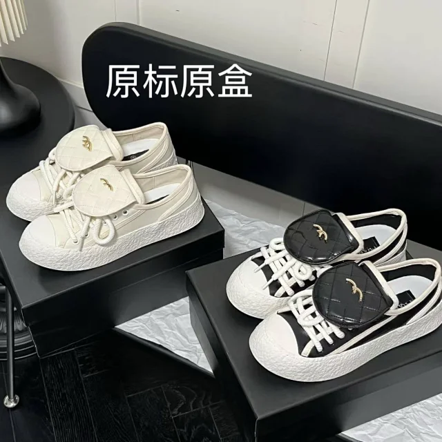 Chanel Sneakers Quilted Flap Platform product detail image 2