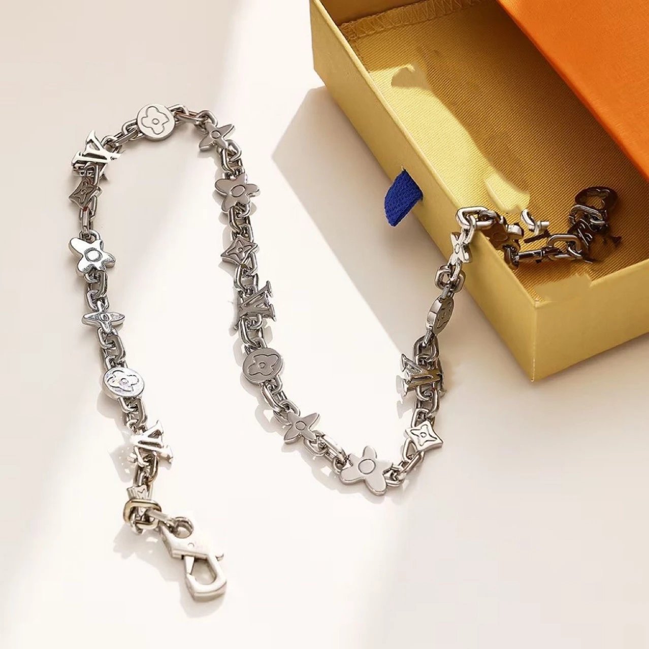 Louis Vuitton LV Chain Bracelet Multicolor Bracelets - 4