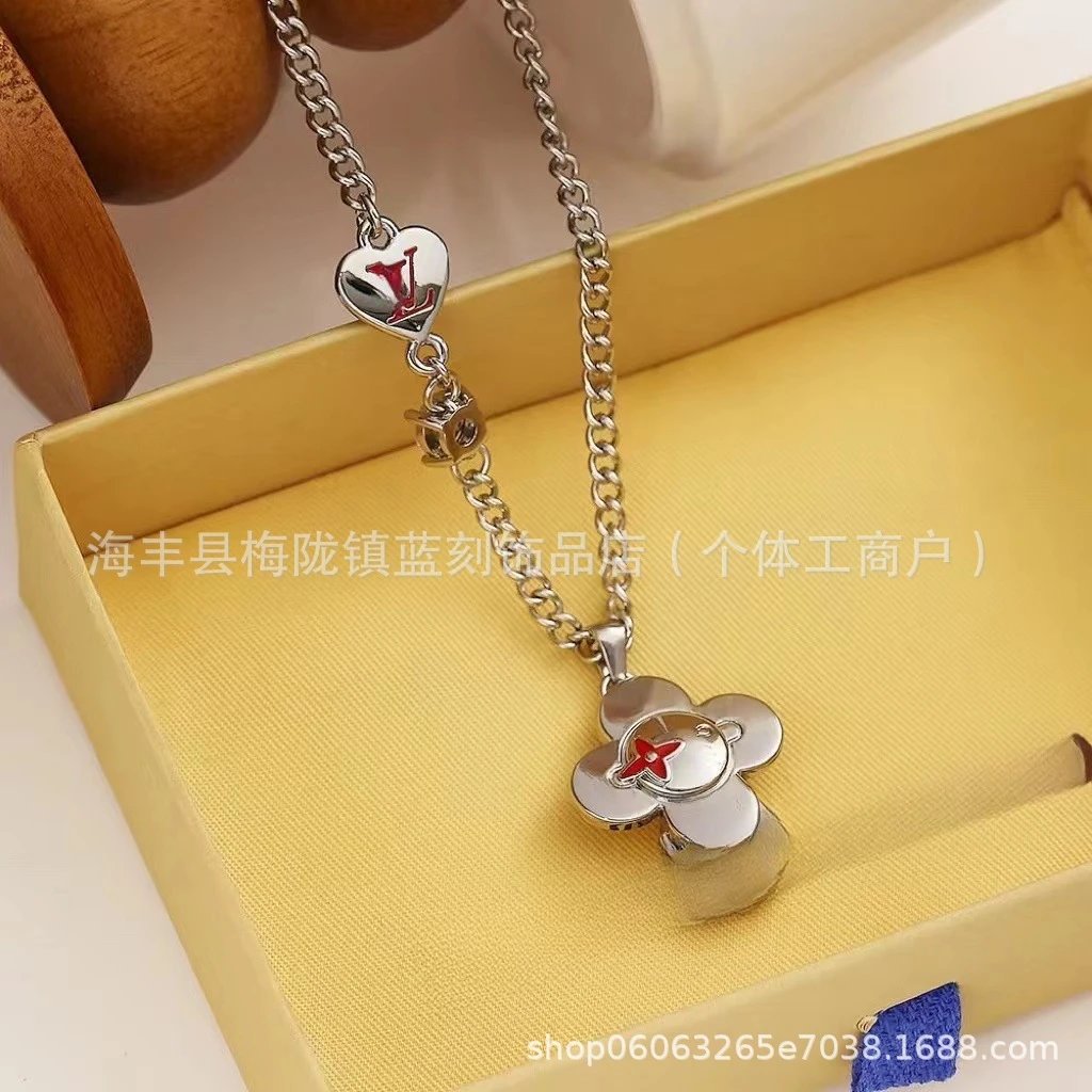 Silver Four-Leaf Clover Pendant Necklace - 3