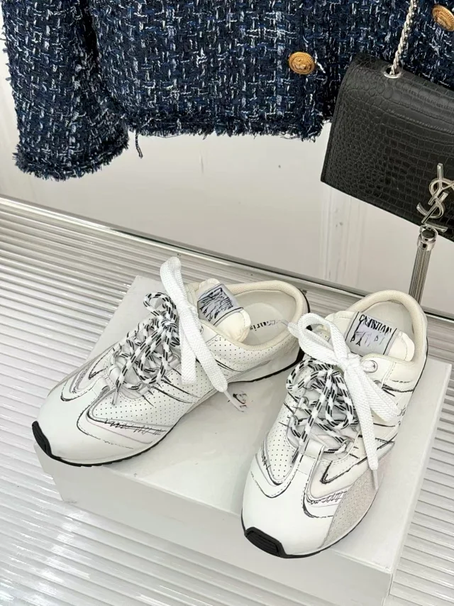 Dior Sneakers D-Sketch lace-up product detail image 4