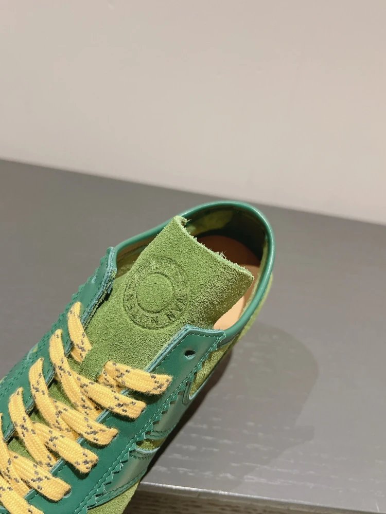 Asics Gel-Lyte III Green and Teal Suede Sneakers with Yellow Laces - 21