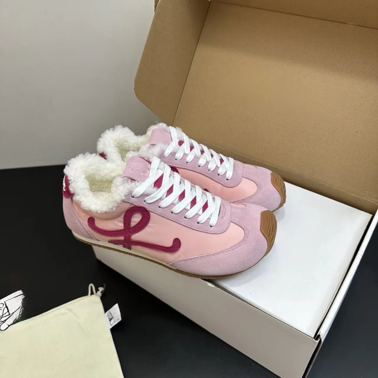 Loewe Puzzle Runner White Shearling-Trimmed Sneakers - 4