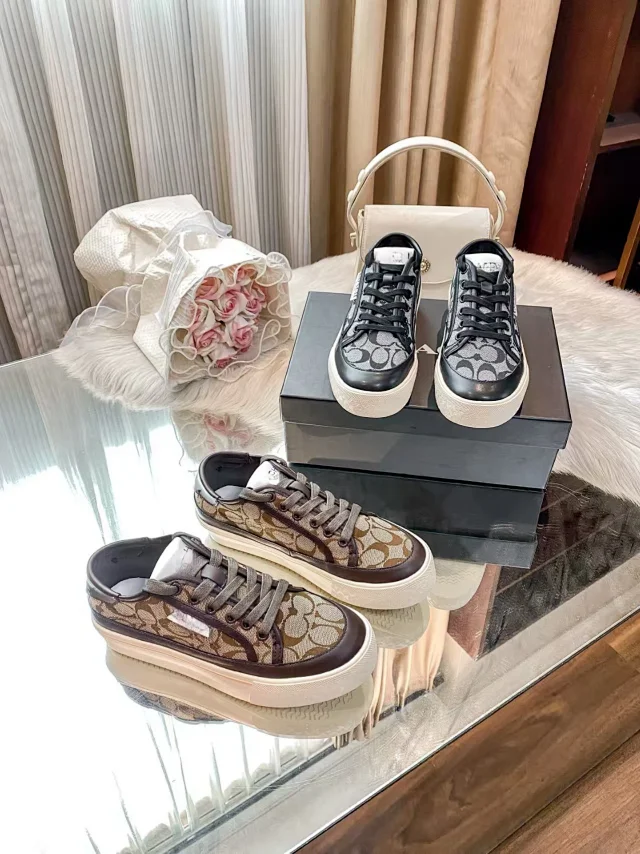 Tory Burch Sneakers Monogram Lace-Up Low-Top product detail image 6