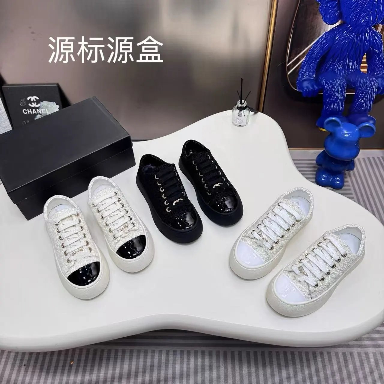 Unbranded Sneakers Low-Top Lace-Up Platform with Patent Toe Cap image 2