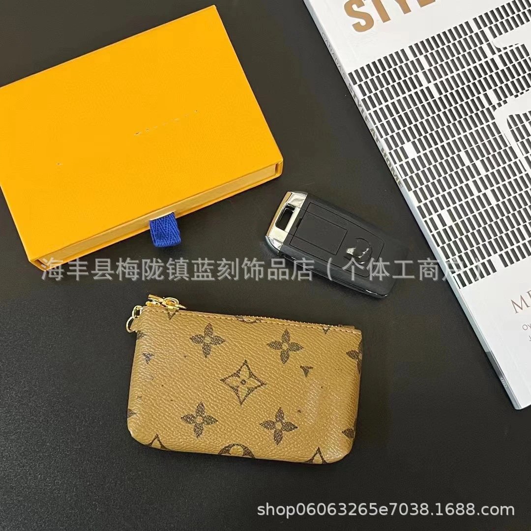 Louis Vuitton Monogram Card Holder Brown Wallet - 6